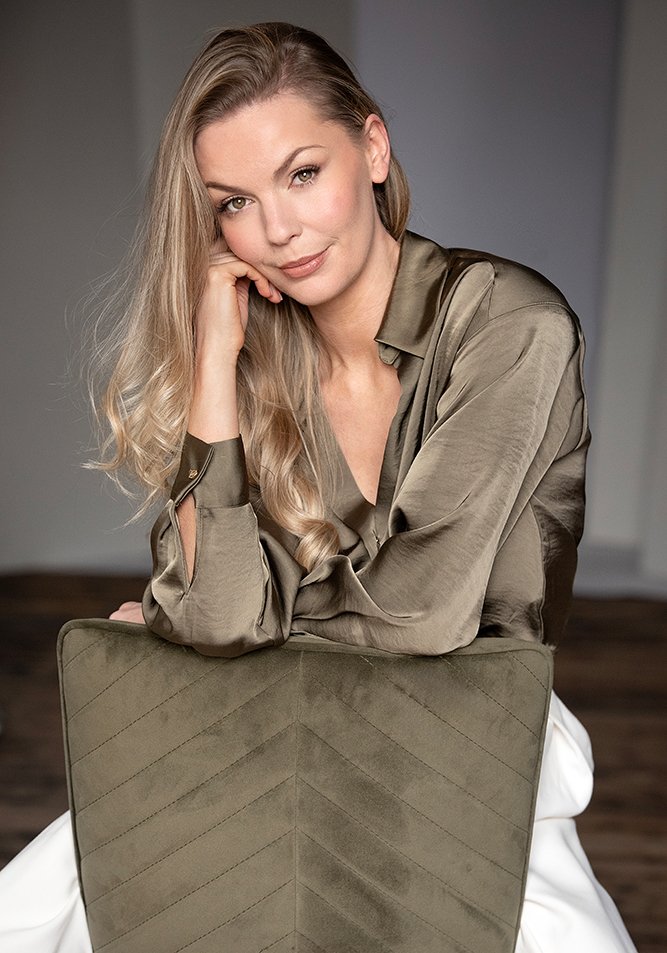 Lauren Dickenson